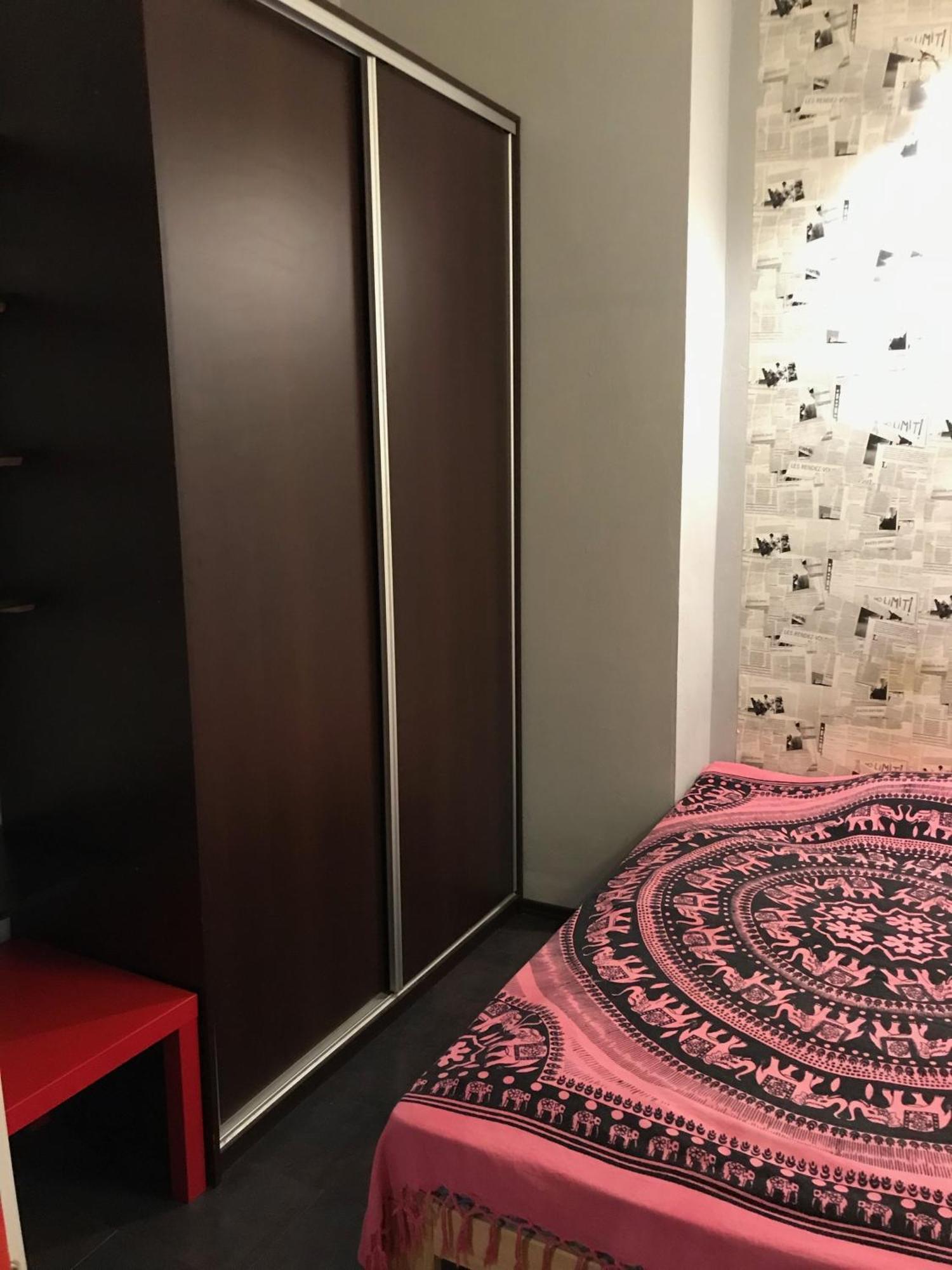 罗兹Studio Red And White公寓 外观 照片